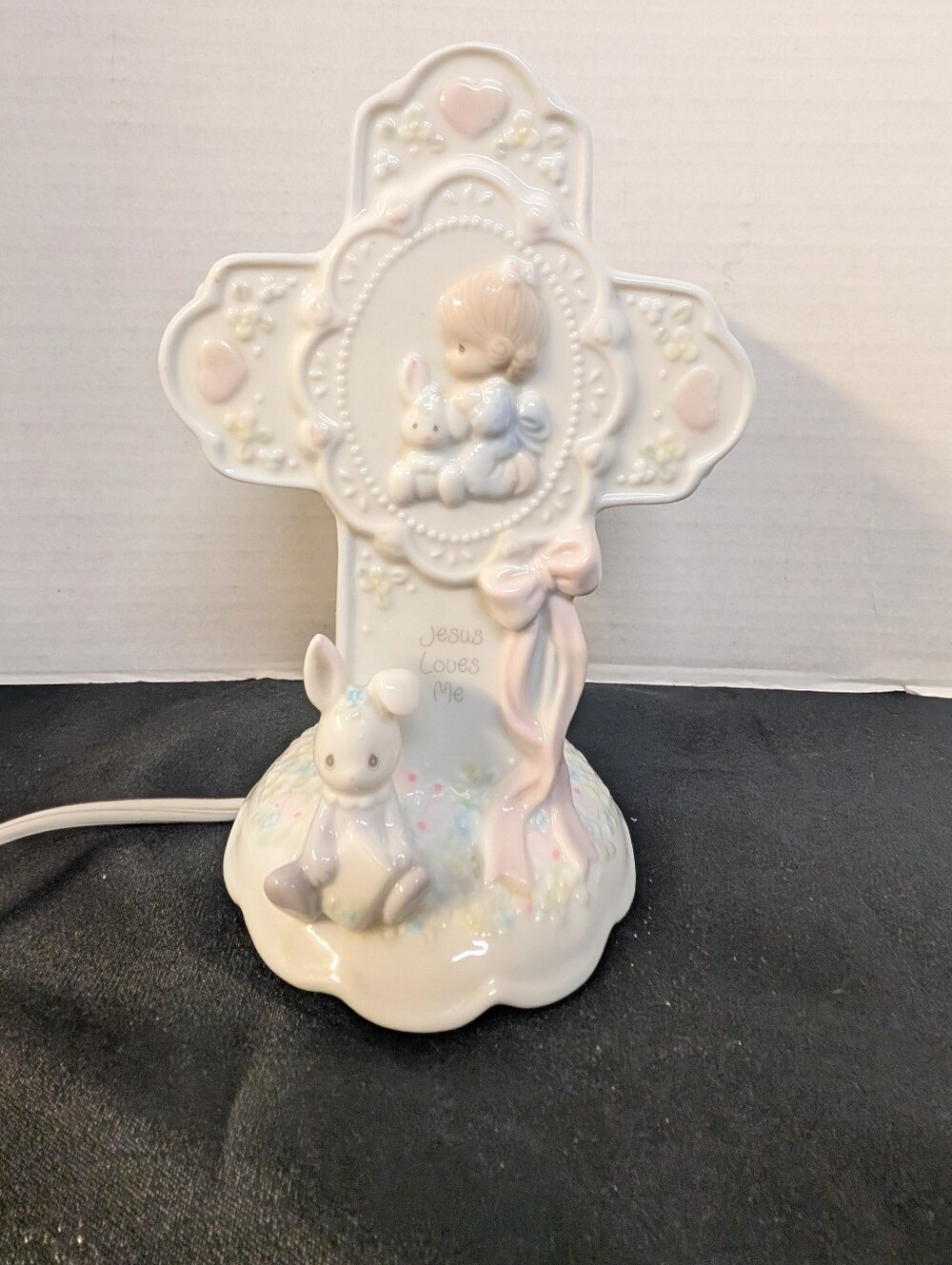 Enesco Precious Moments 1993 Ceramic Nightlight Lamp Cross Jesus Loves Me Rabbit